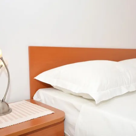 Apartament Apartments Maja 1933 Okrug Gornji